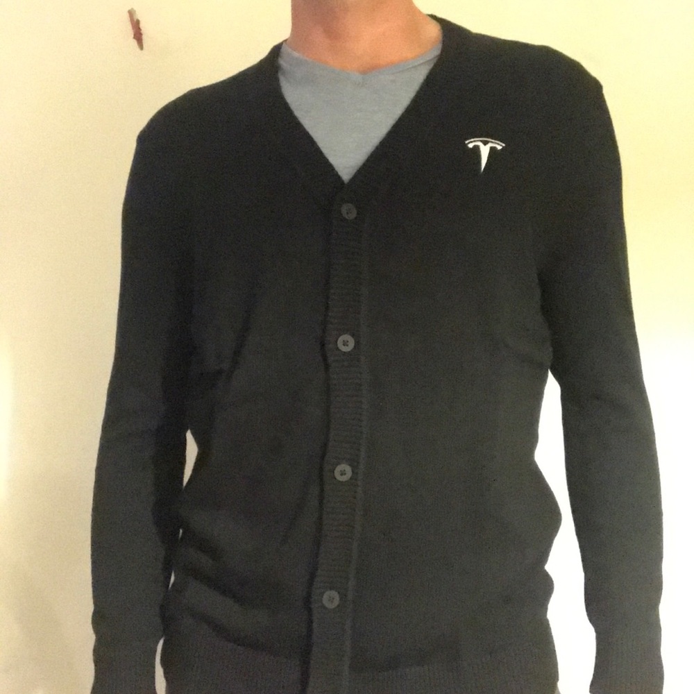 ****TESLA CARDIGAN SWEATER MEDIUM****